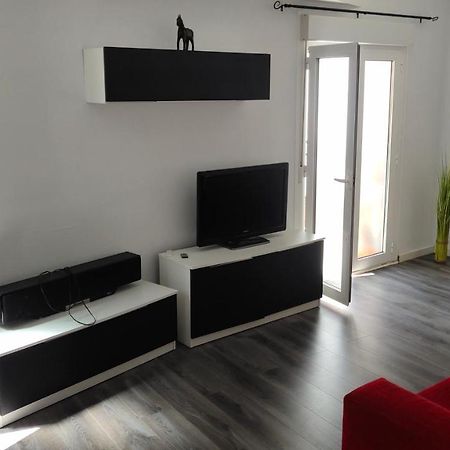 Royal Family Apartment Chirivella Exterior photo